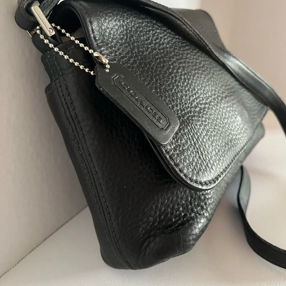 Vtg COACH Leather Hudson Black Flap Shoulder Bag Crossbody Purse L8P-6801 - Picture 4 of 12